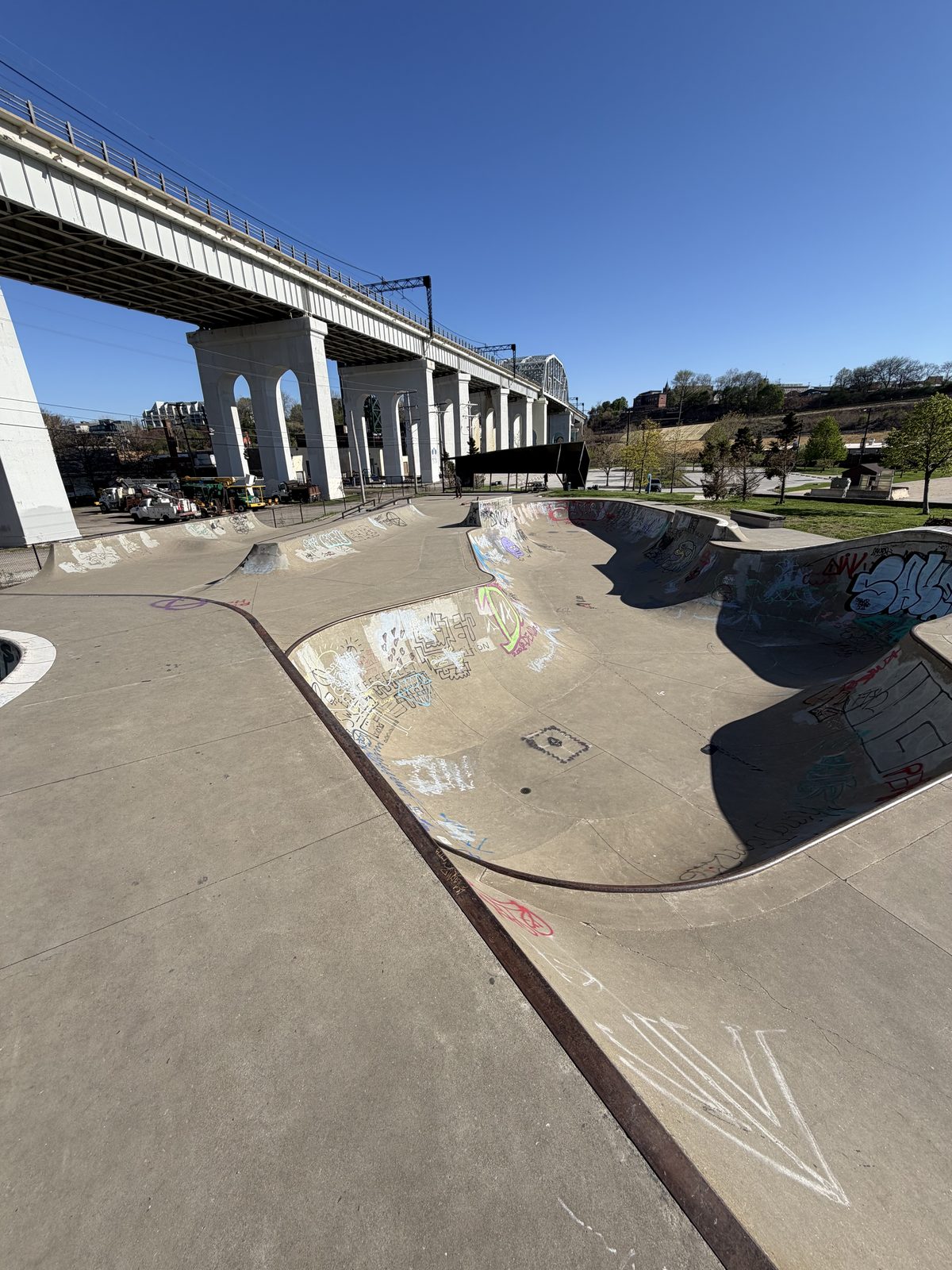 Crooked River skate park (Cleveland skatepark) photo 3
