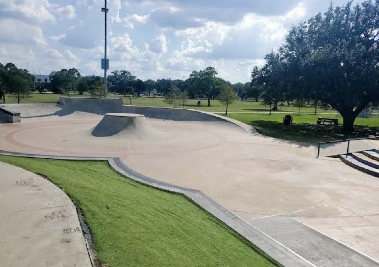 Gulfton Skatepark photo 2